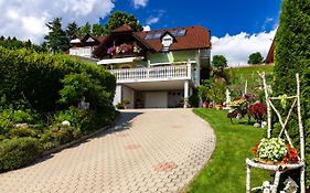 Privatzimmer Haus Gschweitl